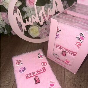 Kevin & coco fuzzy palette